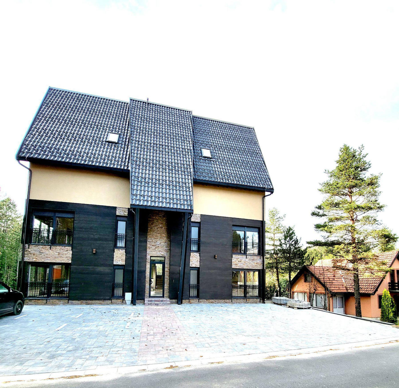 Квартира, 484 м², 102 000$ — FAKTOR
